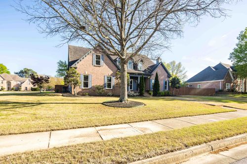 979 Welbeck Cv, Collierville, TN, 38017-7363 | Card Image