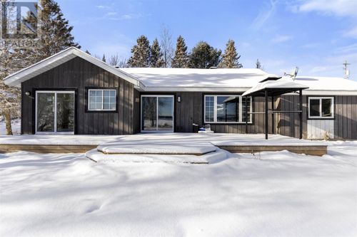 3 Hecla St, Bruce Mines, ON, P0R1C0 | Card Image