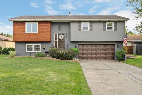 1235 Woodhollow Ct, Schererville, IN, 46375-1028 | Card Image