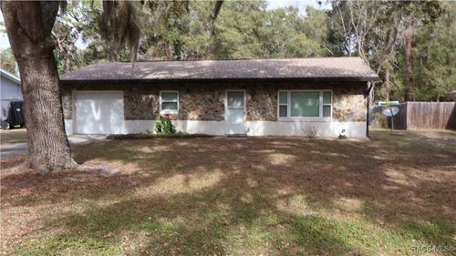 9601 Berry Ln, Crystal River, FL, 34428-6891 | Card Image