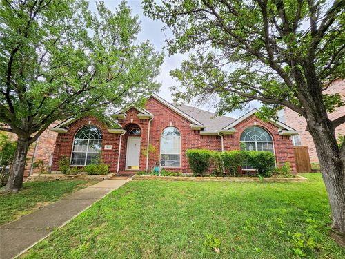 1412 Meadow Dr, Irving, TX, 75063-5073 | Card Image