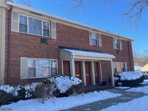 apt-d1-255 Main St, Madison, NJ, 07940-2244 | Card Image