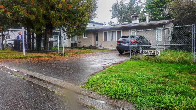 34740 3 Avenue, House other with 2 bedrooms, 1 bathrooms and 12 parking in Abbotsford BC | Image 23