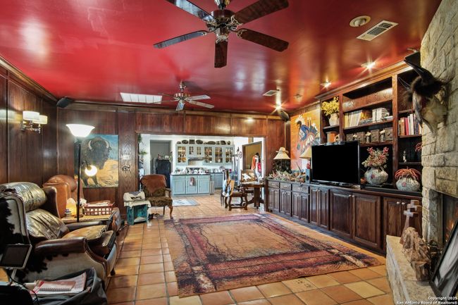 2148 County Road 220, Home with 3 bedrooms, 2 bathrooms and null parking in Floresville TX | Image 12