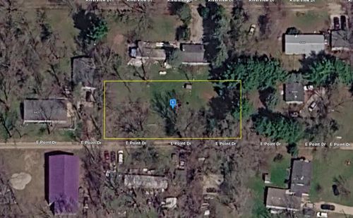 8435 E Point Dr, Lyons, MI, 48851-9614 | Card Image