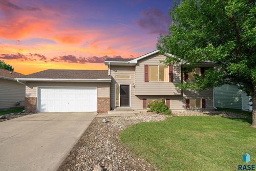 4508 W Antelope Dr, Sioux Falls, SD, 57107-6802 | Card Image