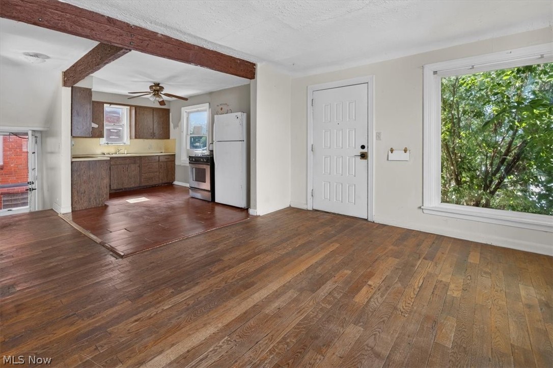 Residential in Maple Heights 4