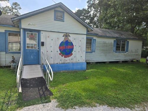 5803 Shreveport Hwy, Pineville, LA, 71360-3551 | Card Image