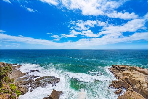 16 N La Senda Dr, Laguna Beach, CA, 92651-6727 | Card Image