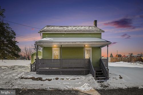 8 Penny Ln, Jonestown, PA, 17038-8114 | Card Image