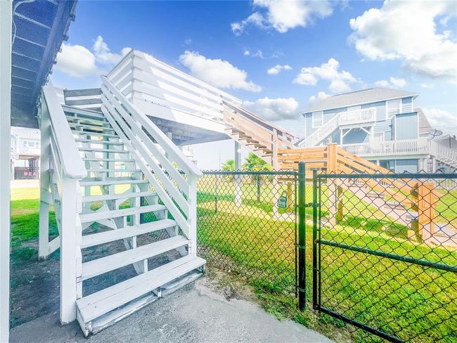 13106 Coronado Dr, House other with 2 bedrooms, 1 bathrooms and null parking in Freeport TX | Image 10