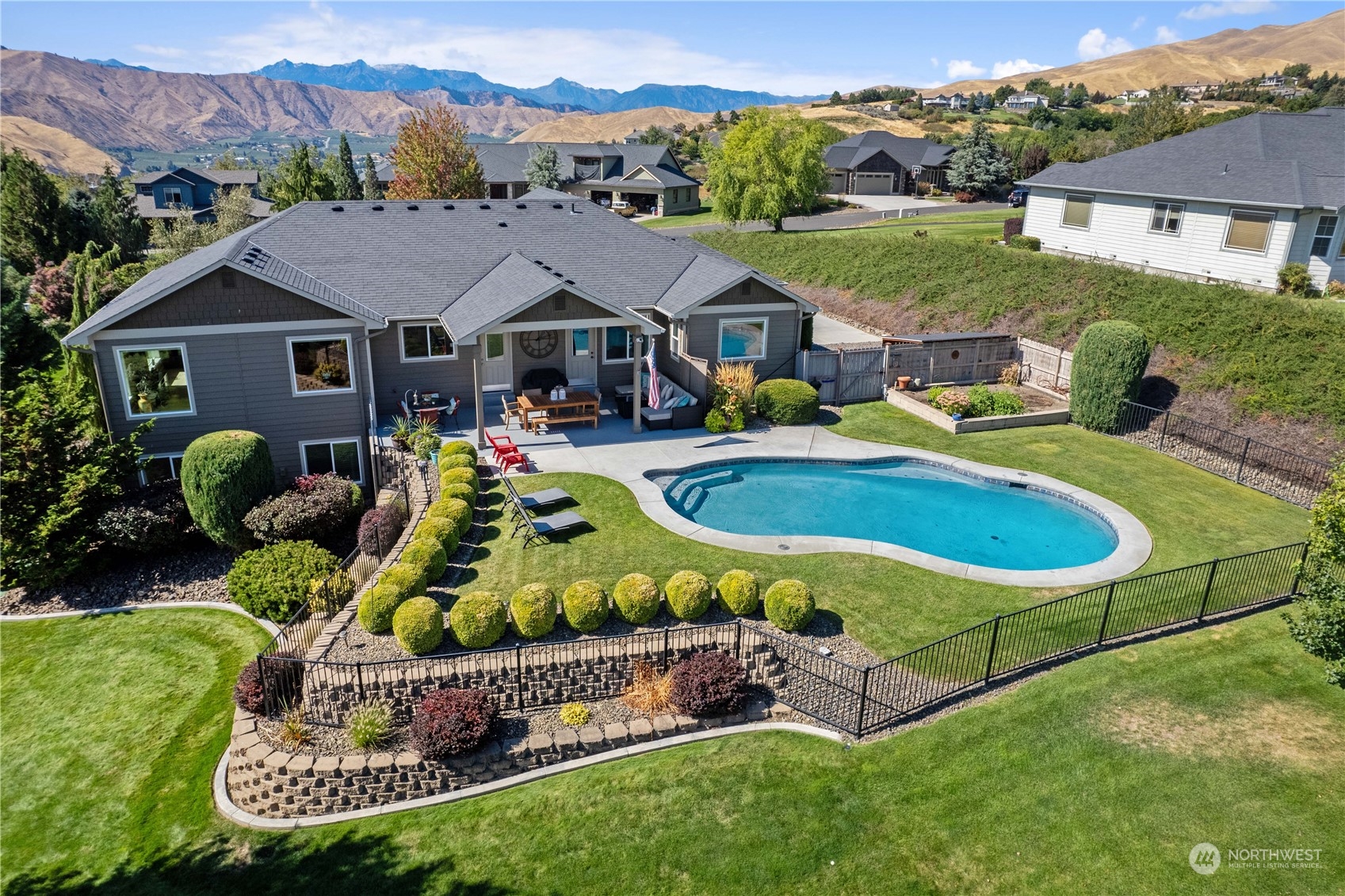 Viewmont Dr, Wenatchee, WA 98801