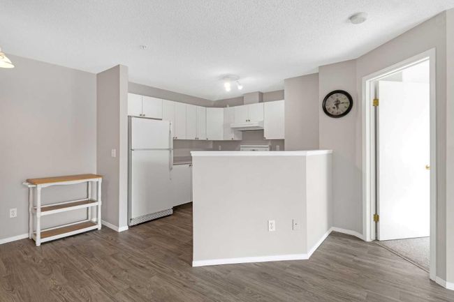 1113 - 604 8 Street Sw, Home with 2 bedrooms, 2 bathrooms and 2 parking in Airdrie AB | Image 10