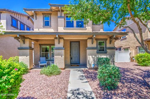 935 S Deerfield Ln, Gilbert, AZ, 85296-2894 | Card Image