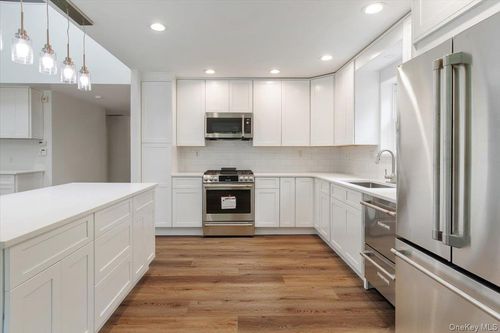 2 Winterberry Ln, Briarcliff Manor, NY, 10510-1729 | Card Image