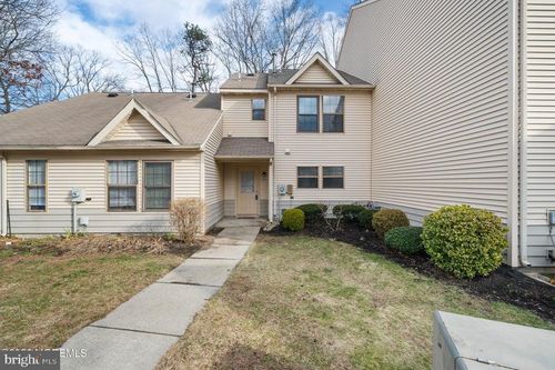 601 Bromelia Ct, Jackson, NJ, 08527-4128 | Card Image