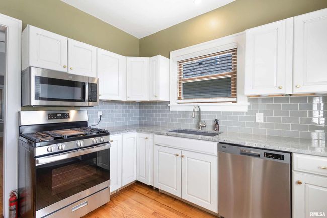 501 E 29 Th Pl, House other with 2 bedrooms, 1 bathrooms and null parking in Davenport IA | Image 20