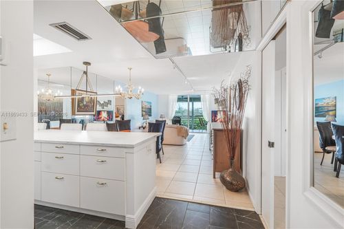 apt-423-6100 Nw 2nd Ave, Boca Raton, FL, 33487-3099 | Card Image