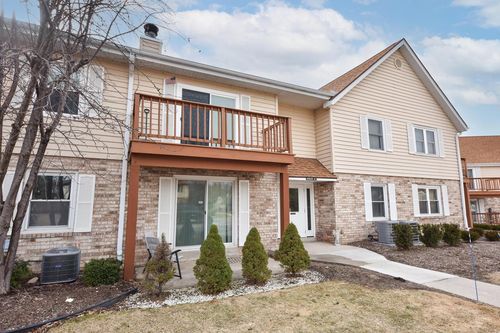 53-10625 N Ivy Court, Mequon, WI, 53092 | Card Image