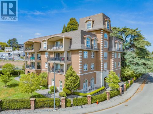 304-104 Esplanade St, Nanaimo, BC, V9R0G6 | Card Image