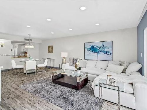 17-20416 Ne 34th Ct, Aventura, FL, 33180-1612 | Card Image