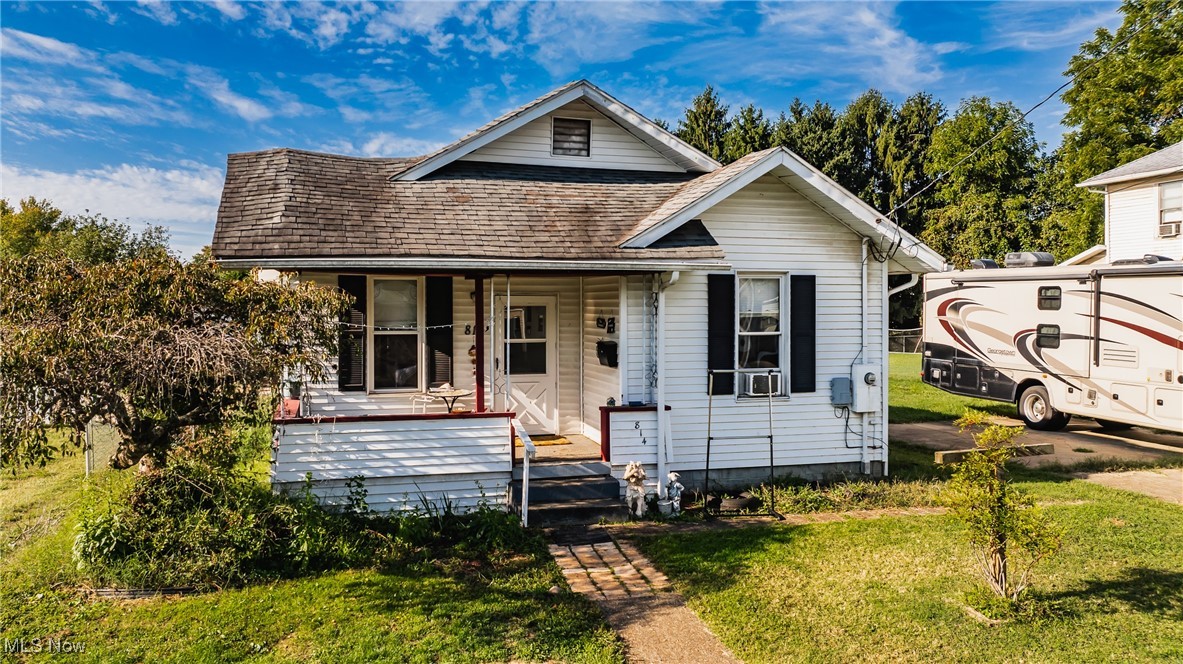 18th St, Vienna, WV 26105