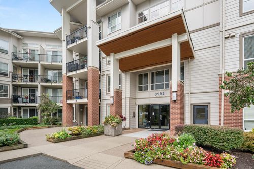 309-3192 Gladwin Rd, Abbotsford, BC, V2T6M9 | Card Image