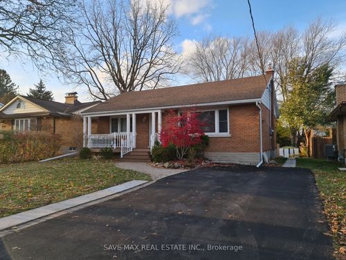 214 Cornwall St, Waterloo, ON, N2J1H8 | Card Image