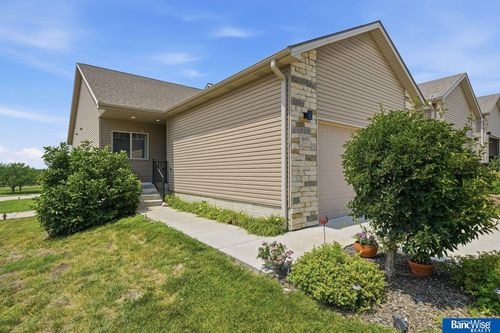 601 Cedar St, Hickman, NE, 68372-9702 | Card Image