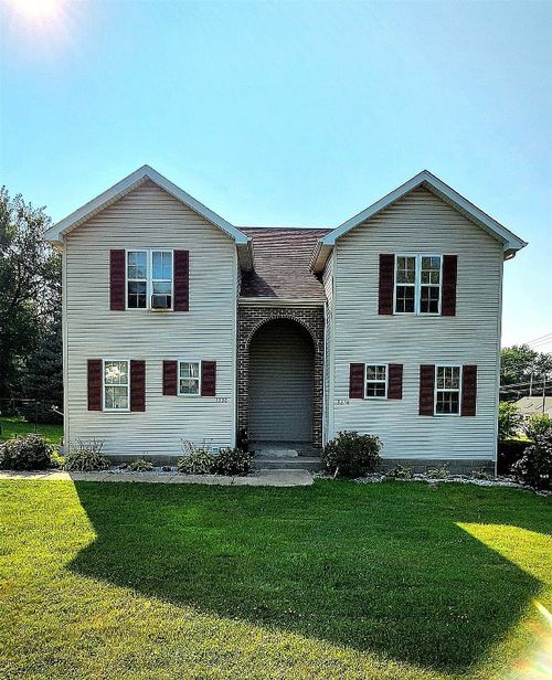 3210 Dynes Ave, Erie, PA, 16510-3125 | Card Image