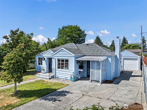 2314 Terrace St, Bremerton, WA, 98310-5041 | Card Image