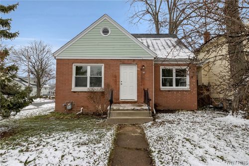 56 Eugene St, Tonawanda, NY, 14150-3918 | Card Image