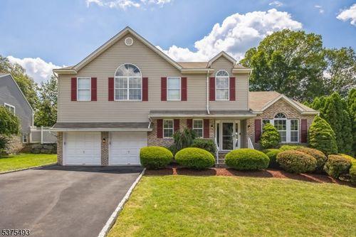 20 Elinora Dr, Wanaque, NJ, 07465-1603 | Card Image