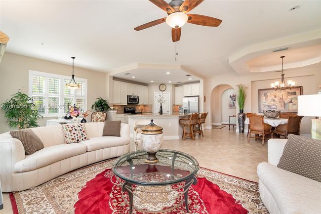 B - 10659 Pelican Preserve Blvd, Condo with 3 bedrooms, 2 bathrooms and null parking in FORT MYERS FL | Image 9