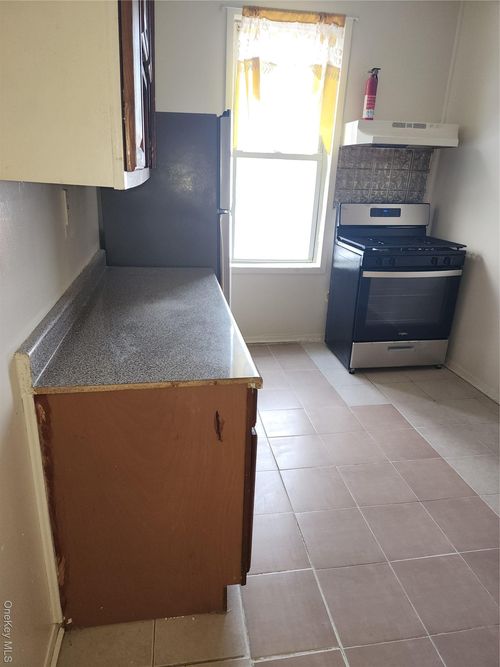 2nd-205-11 Hollis Ave, Saint Albans, NY, 11412-1417 | Card Image