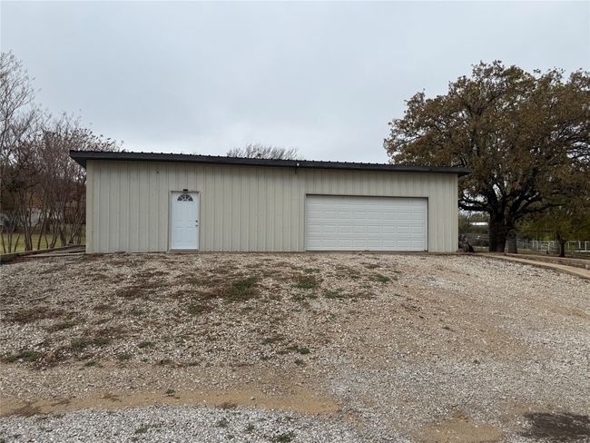 E side of shop | Image 17