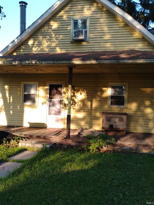 5841 N Sugar St, Uniondale, IN, 46791-0077 | Card Image