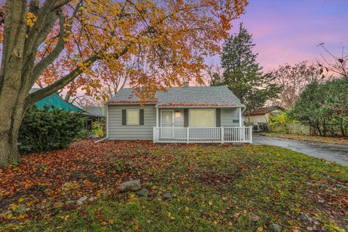 903 Crestwood Dr, Urbana, IL, 61801-5201 | Card Image