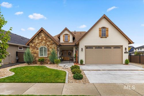 2016 E Mainacht St, Meridian, ID, 83642-1069 | Card Image