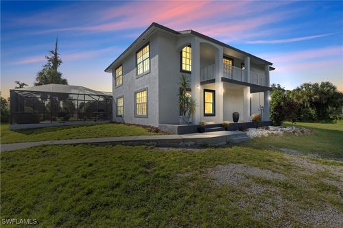781 20th St Ne, Naples, FL, 34120-3624 | Card Image