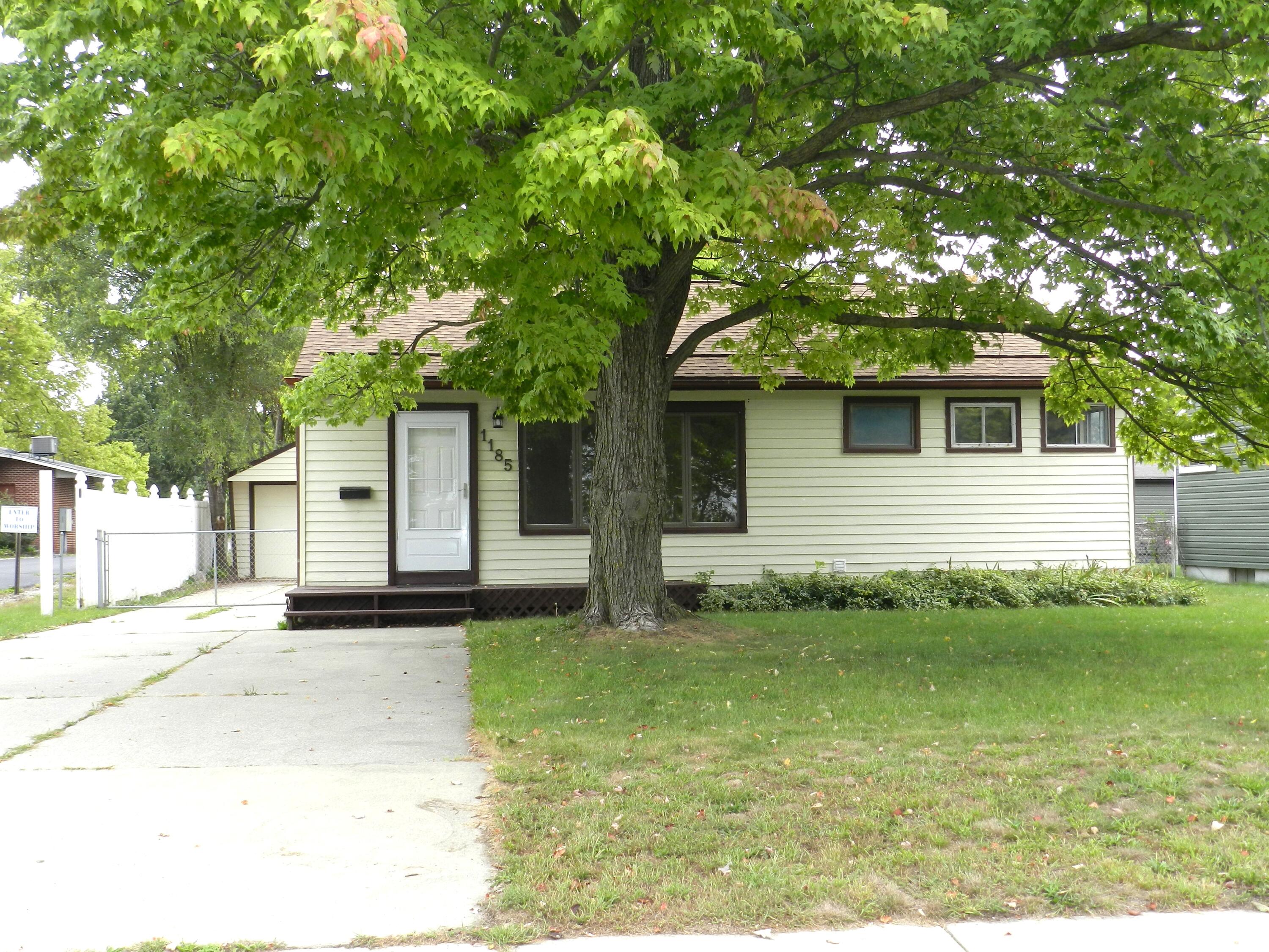 Grove Rd, Ypsilanti, MI 48198