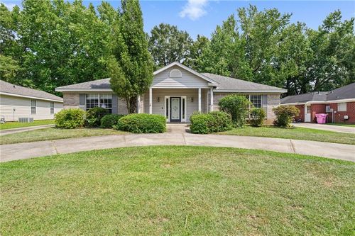 1772 Woodmont Dr, Semmes, AL, 36575-7464 | Card Image