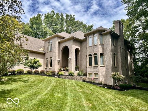 5300 W Autumn Springs Ct, Muncie, IN, 47304-6705 | Card Image