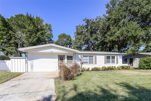 7941 23rd Ave N, St Petersburg, FL, 33710-3734 | Card Image