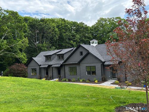 9 Putnam Park Rd, Bethel, CT, 06801-2220 | Card Image