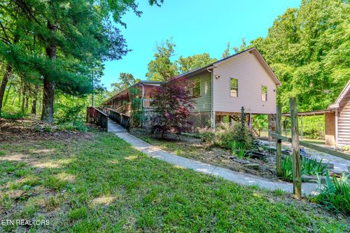 2112 Smith Mountain Rd, Rockwood, TN, 37854-5219 | Card Image