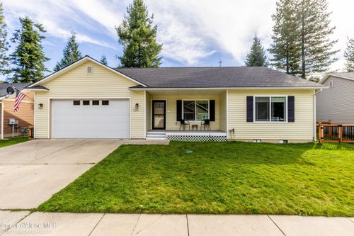 323 Huppert Ln, Sandpoint, ID, 83864-4996 | Card Image