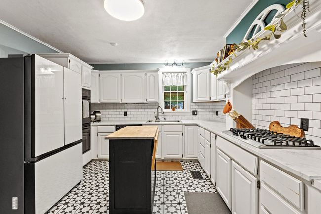 425 W Belden St, House other with 4 bedrooms, 3 bathrooms and null parking in Sherman TX | Image 16