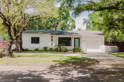 13236 Ne 4th Ave, North Miami, FL, 33161-3910 | Card Image