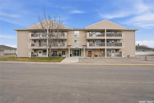 304-206 Pioneer Place, Warman, SK, S0K4S0 | Card Image